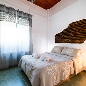La Casa Del Sacristan Grenade
